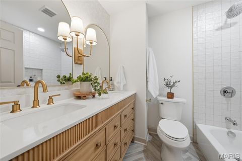 Tiny photo for 351 Greenbriar Lane, Ballwin, MO 63011 (MLS # 25073102)