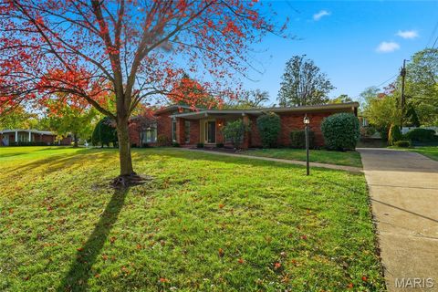 Tiny photo for 351 Greenbriar Lane, Ballwin, MO 63011 (MLS # 25073102)