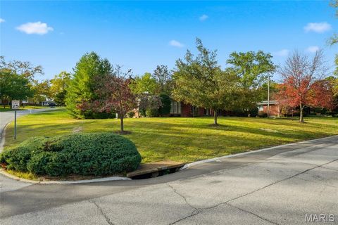 Tiny photo for 351 Greenbriar Lane, Ballwin, MO 63011 (MLS # 25073102)