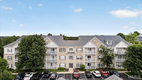Photo of 5 Monarch Trace Court #108, Chesterfield, MO 63017 (MLS # 26047202)
