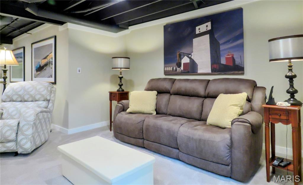 Chesterfield Lakes - Residential