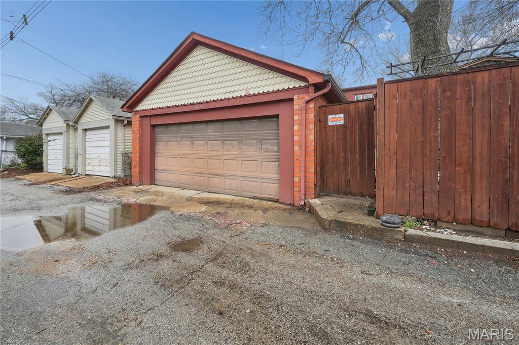 Tower Grove - Residential