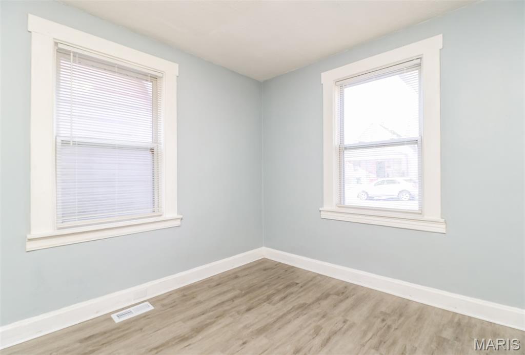 West Walnut Manor - Residential