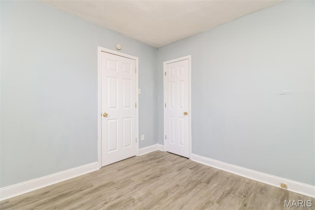 West Walnut Manor - Residential