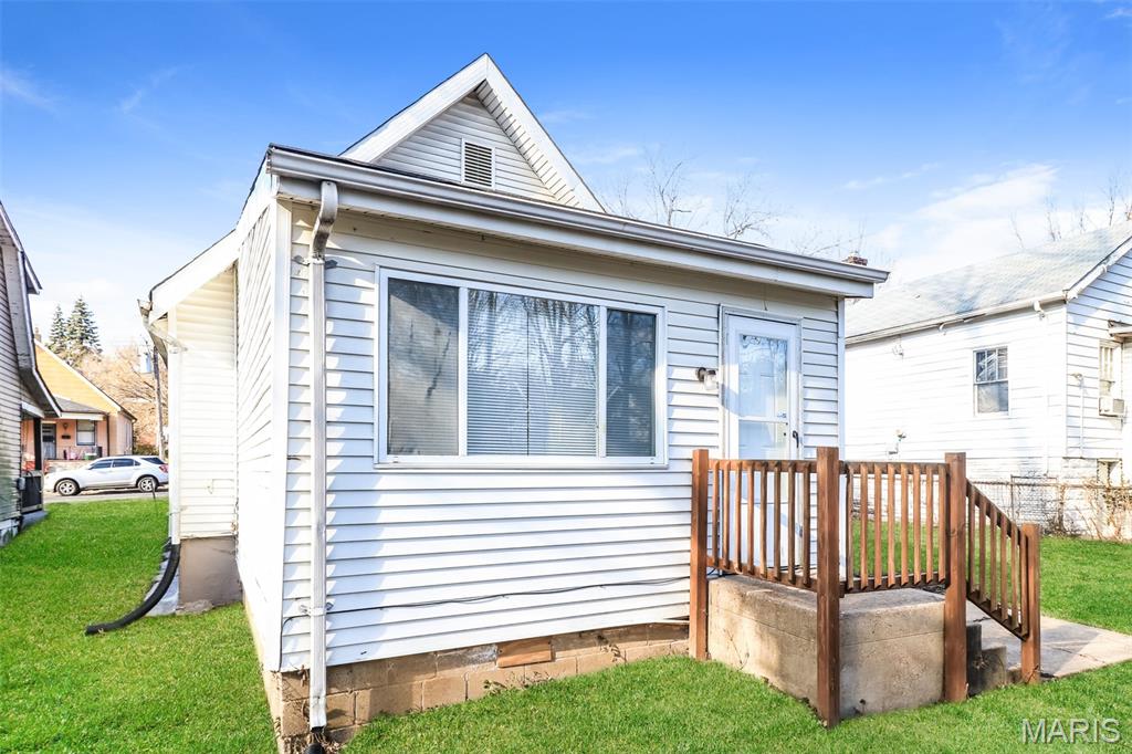 West Walnut Manor - Residential