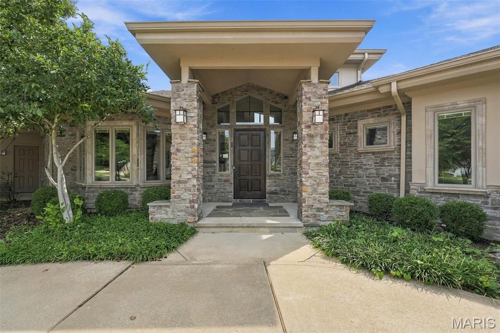 12864 Willow Pond Court