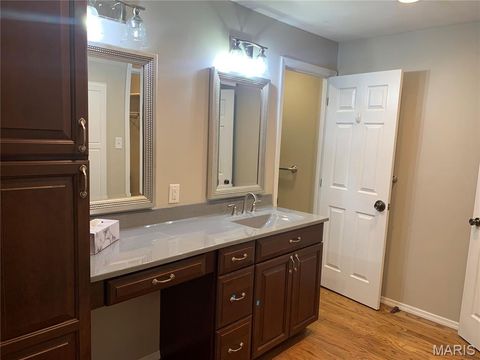 Tiny photo for 1521 Hedgeford Drive #5, Chesterfield, MO 63017 (MLS # 26000178)