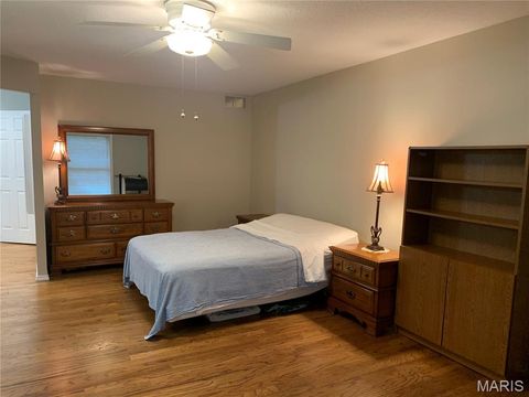 Tiny photo for 1521 Hedgeford Drive #5, Chesterfield, MO 63017 (MLS # 26000178)