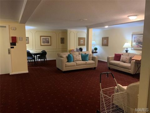 Tiny photo for 1521 Hedgeford Drive #5, Chesterfield, MO 63017 (MLS # 26000178)