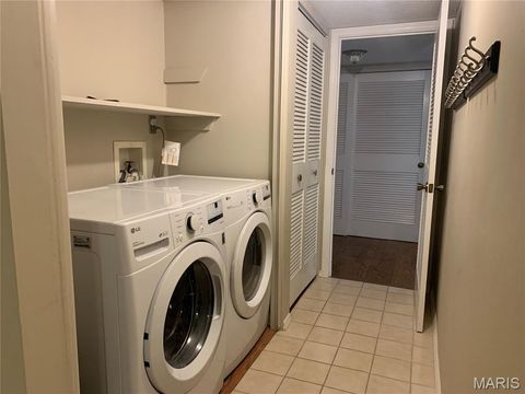 Tiny photo for 1521 Hedgeford Drive #5, Chesterfield, MO 63017 (MLS # 26000178)