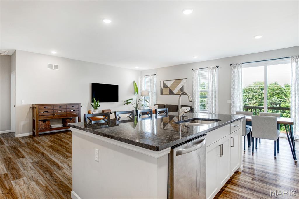 Arnold, Missouri 63010, United States, 4 Bedrooms Bedrooms, ,3 BathroomsBathrooms,Residential,Active,211320