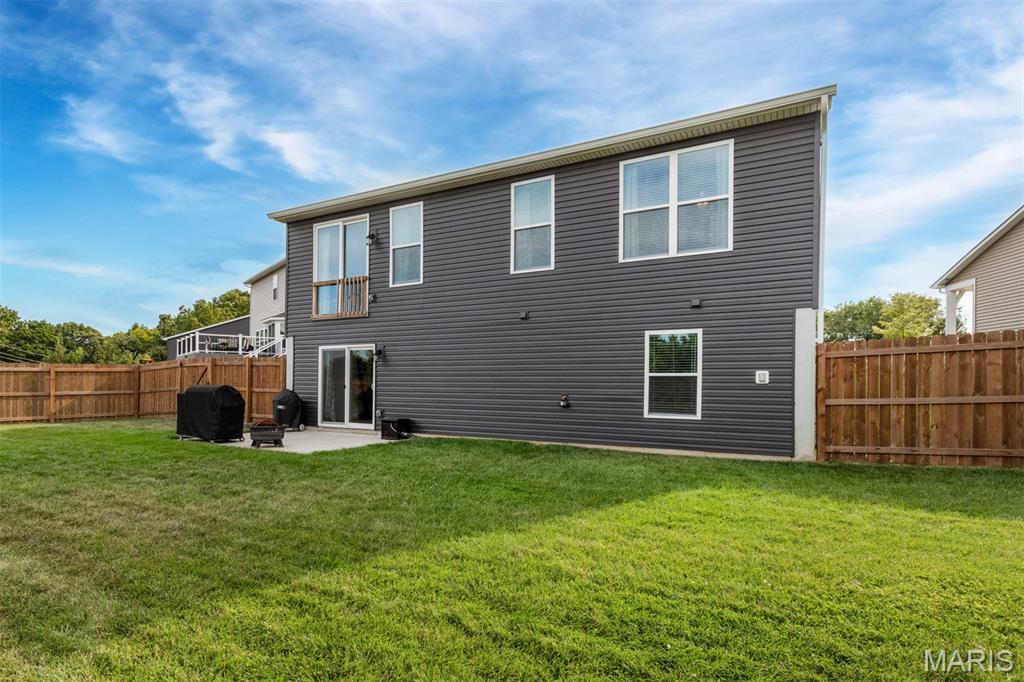 Arnold, Missouri 63010, United States, 4 Bedrooms Bedrooms, ,3 BathroomsBathrooms,Residential,Active,211320