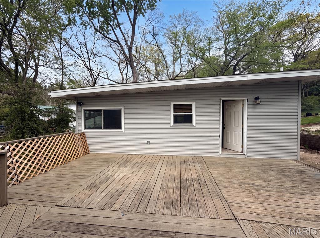 Lake Adelle 01 - Residential