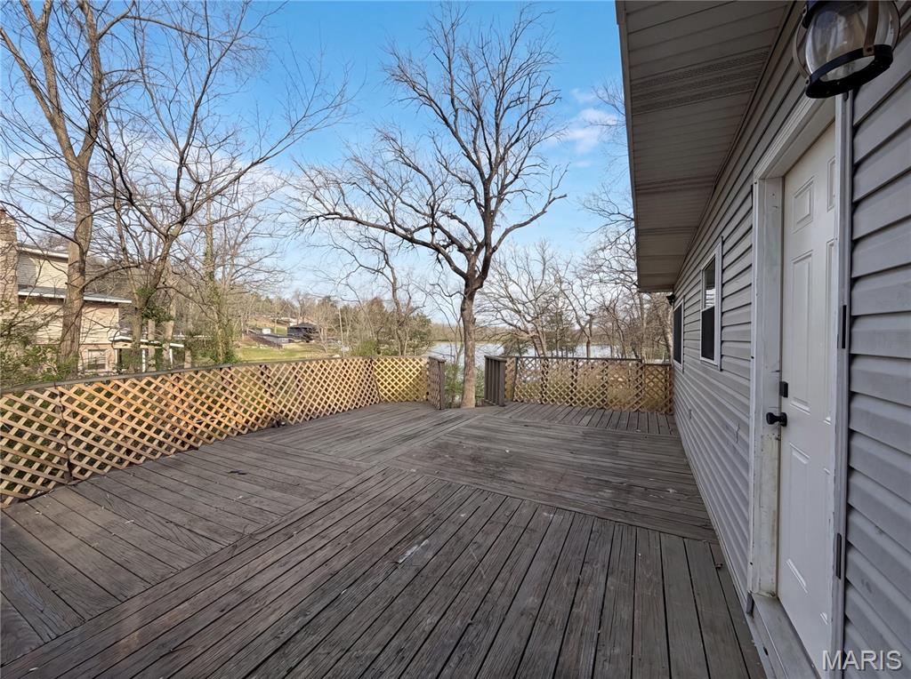 Lake Adelle 01 - Residential