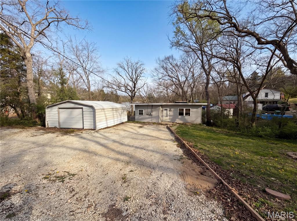 Lake Adelle 01 - Residential