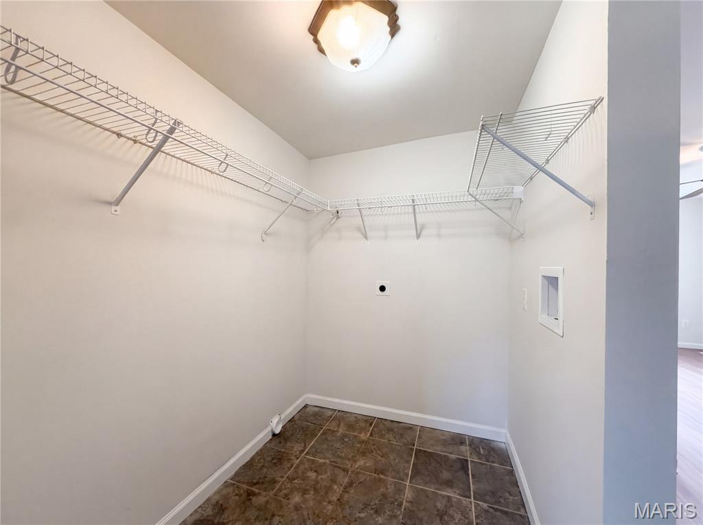 Lake Adelle 01 - Residential