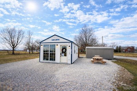 104 N Flowerree Center MO 63436