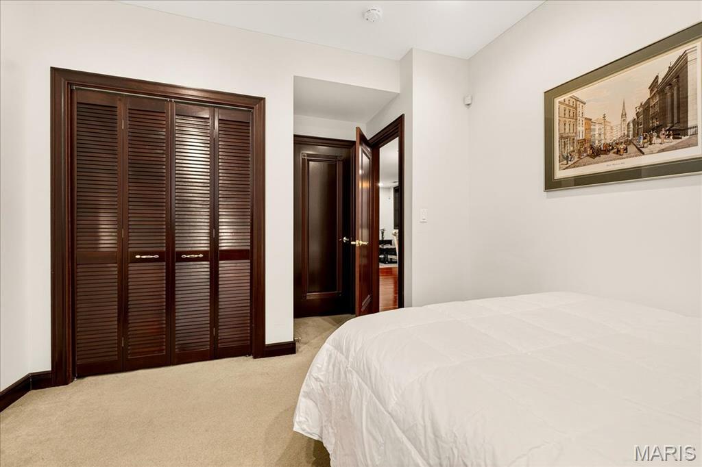 St Louis, Missouri 63108, United States, 2 Bedrooms Bedrooms, ,2 BathroomsBathrooms,Residential,Coming Soon,175102