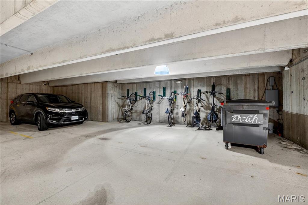 St Louis, Missouri 63108, United States, 2 Bedrooms Bedrooms, ,2 BathroomsBathrooms,Residential,Coming Soon,175102