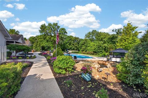 Tiny photo for 12775 W Watson Road, Sunset Hills, MO 63127 (MLS # 26016889)
