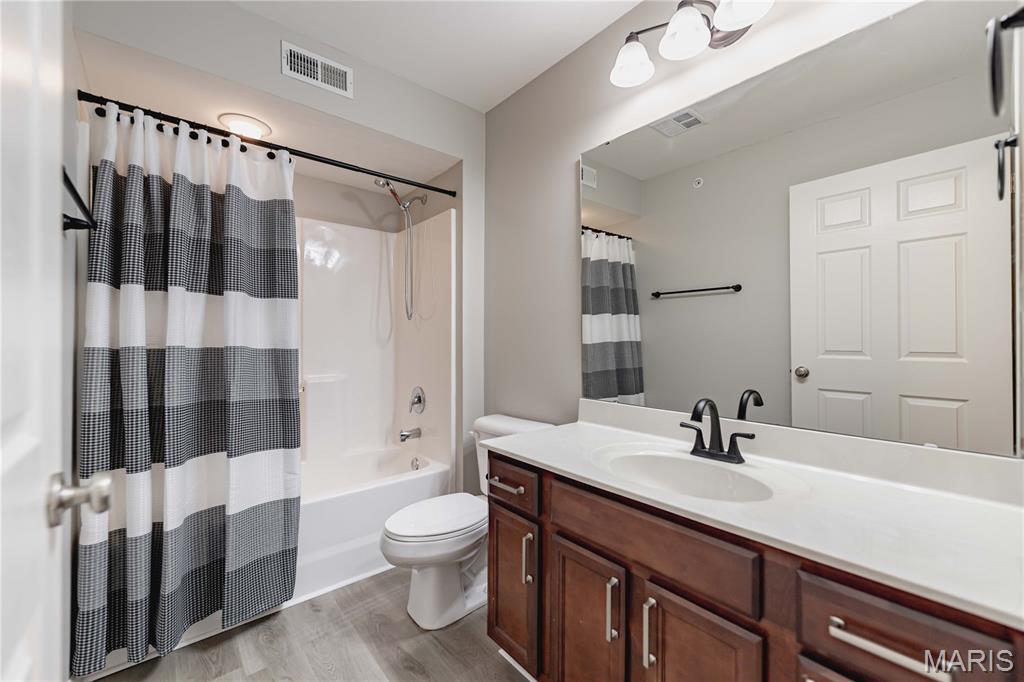 Bordeaux Condo Bldg 5 - Residential