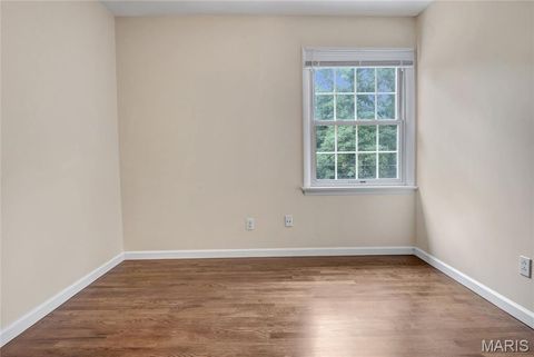 Tiny photo for 166 Southdown Drive, Chesterfield, MO 63017 (MLS # 26037558)