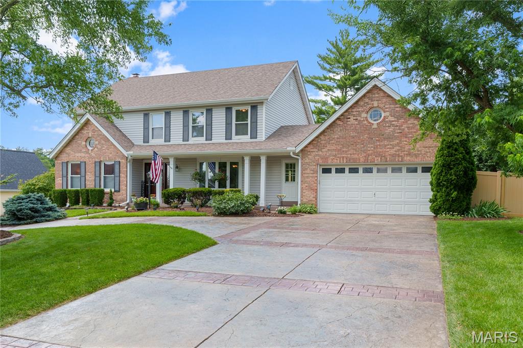 255 W Manor Drive