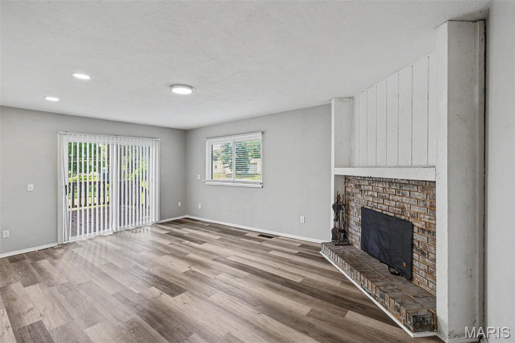 32 Queen Ann Drive