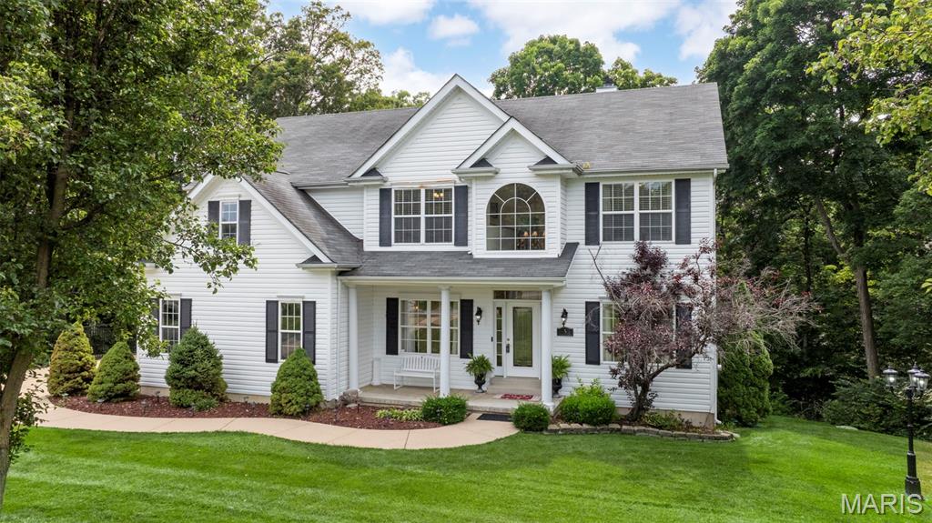 5 Hickory Glen Court