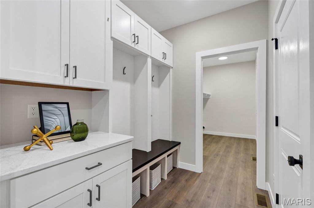 Gates Manor - Residential