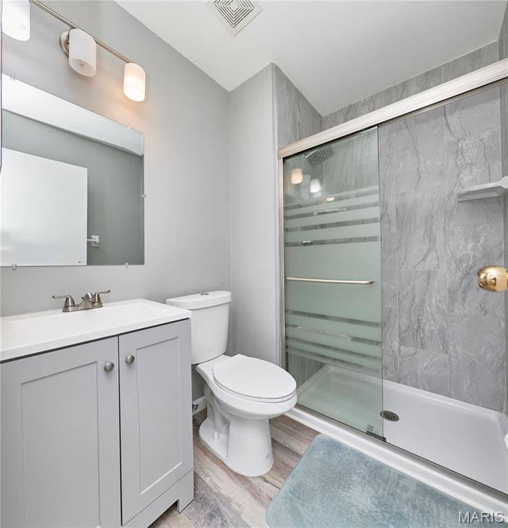 Sherwood Place Condo Nine - Residential