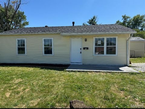 712 Saint Monica Drive Cahokia IL 62206