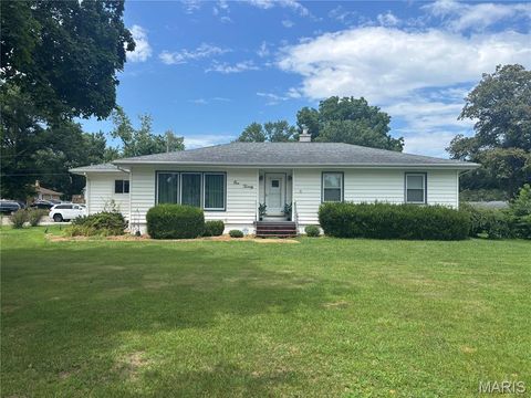 Photo of 120 Delmar Avenue, OFallon, IL 62269 (MLS # 26046281)