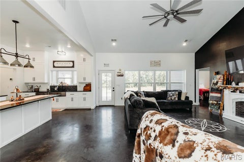 Tiny photo for 25925 Springfield Road, Waynesville, MO 65583 (MLS # 26058541)