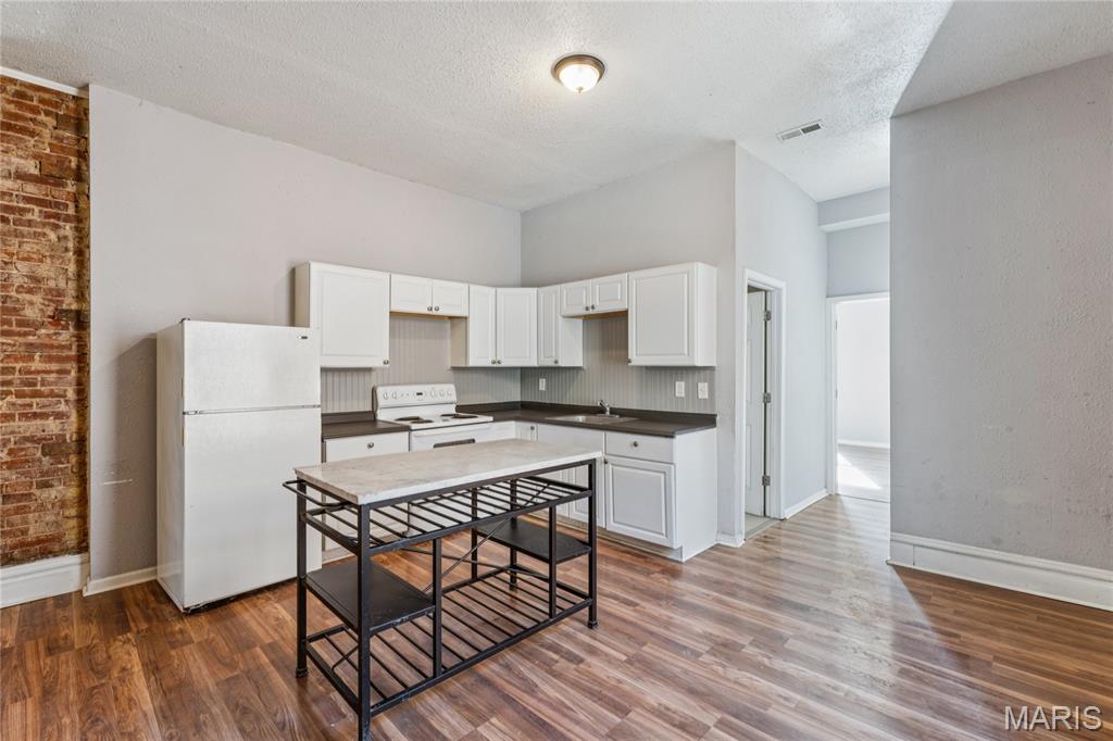 Cherokee Place Add - Residential