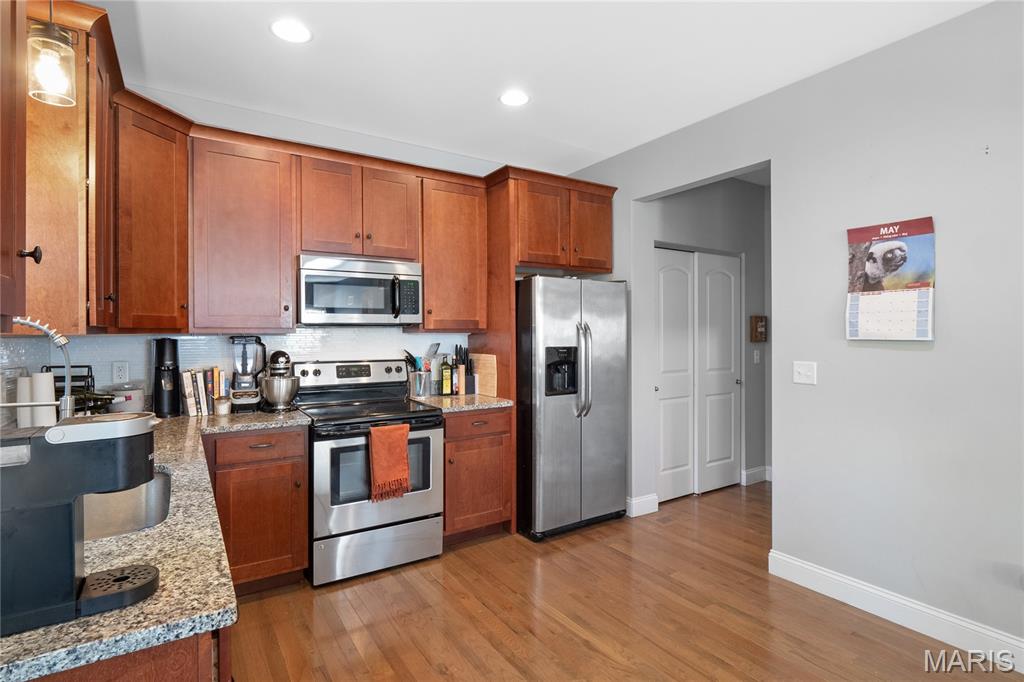 St Louis, Missouri 63130, United States, 4 Bedrooms Bedrooms, ,3 BathroomsBathrooms,Residential,Active,200533