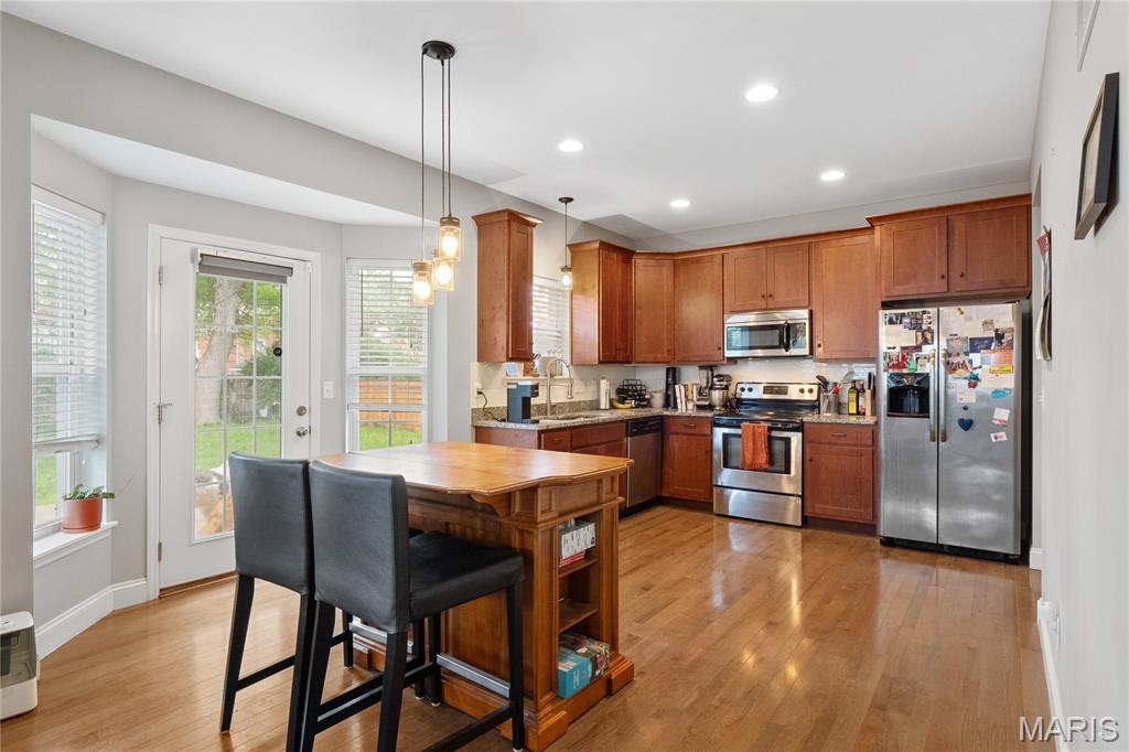 St Louis, Missouri 63130, United States, 4 Bedrooms Bedrooms, ,3 BathroomsBathrooms,Residential,Active,200533