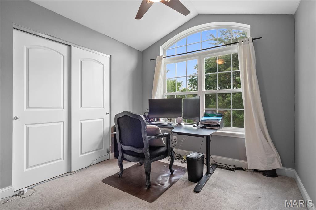 St Louis, Missouri 63130, United States, 4 Bedrooms Bedrooms, ,3 BathroomsBathrooms,Residential,Active,200533