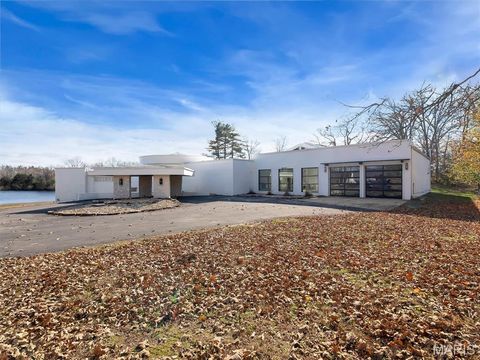 Photo of 12070 Country Club Drive, Rolla, MO 65401 (MLS # 25078565)