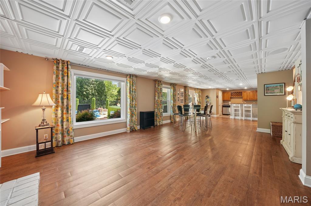 Meadows At Quail Creek Four The - Residential