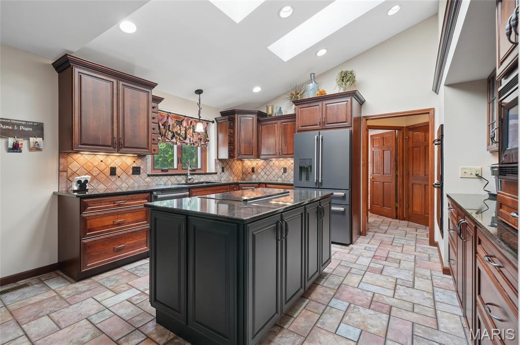 Meadows At Quail Creek Four The - Residential