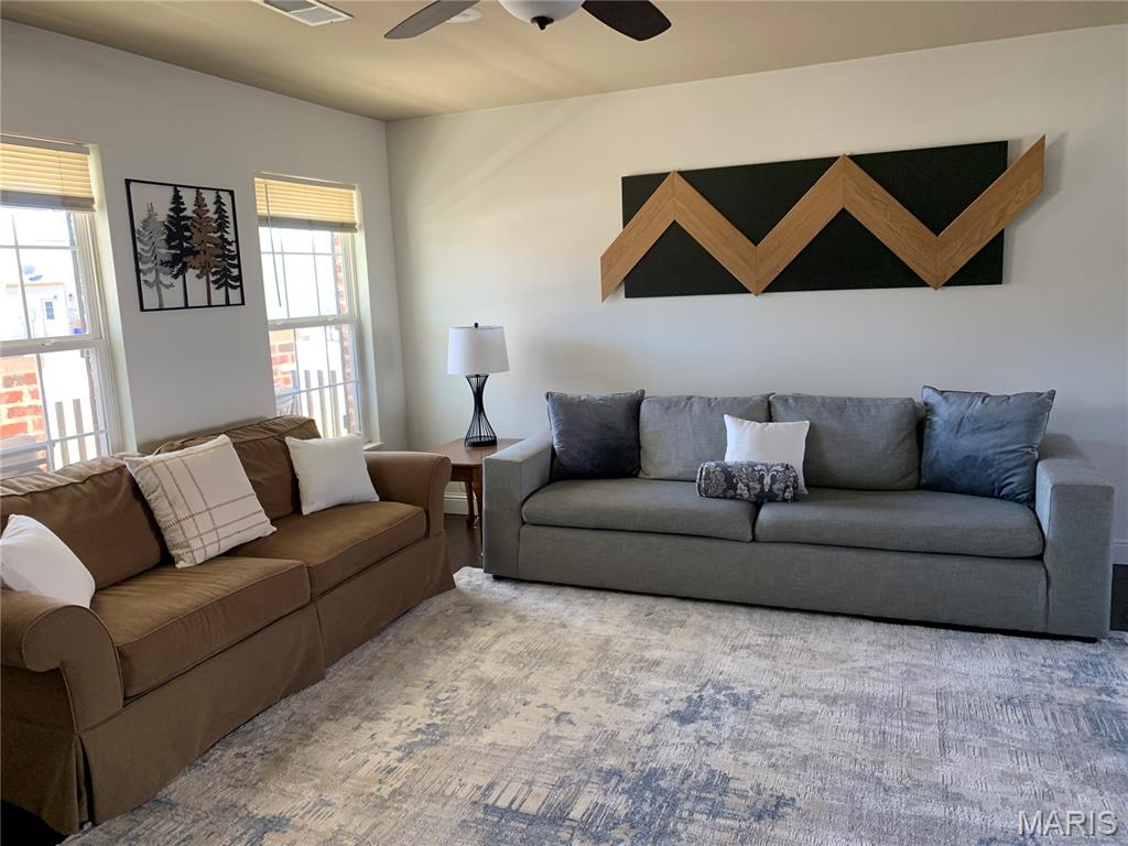 Old Towne 3rd Sub - Residential Lease