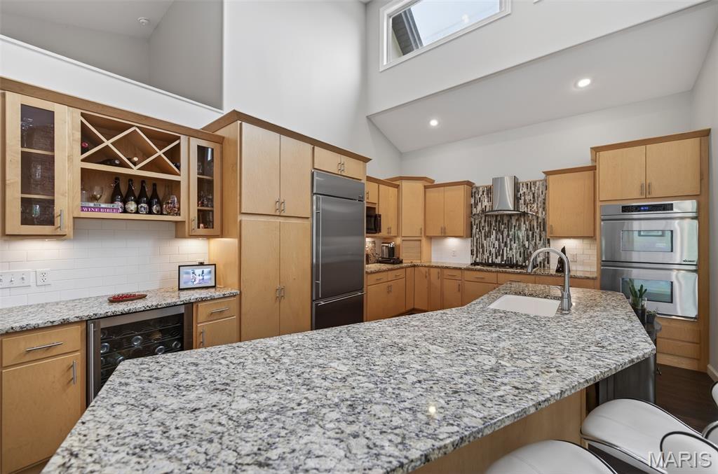BRIAR POINTE - Residential