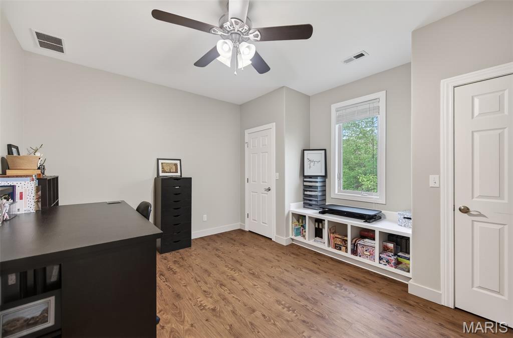 BRIAR POINTE - Residential