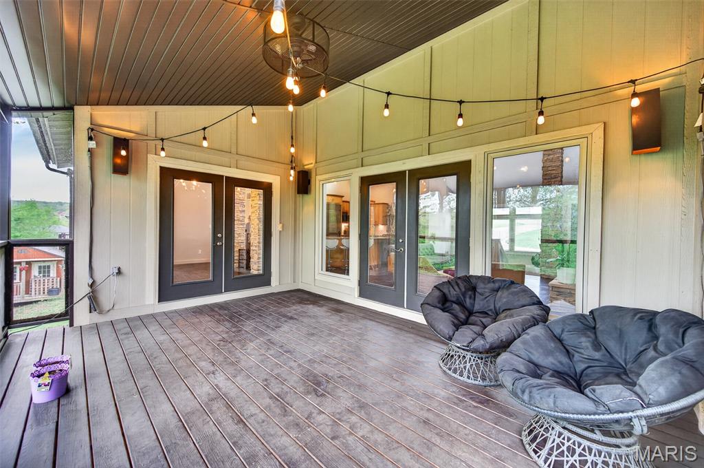 BRIAR POINTE - Residential