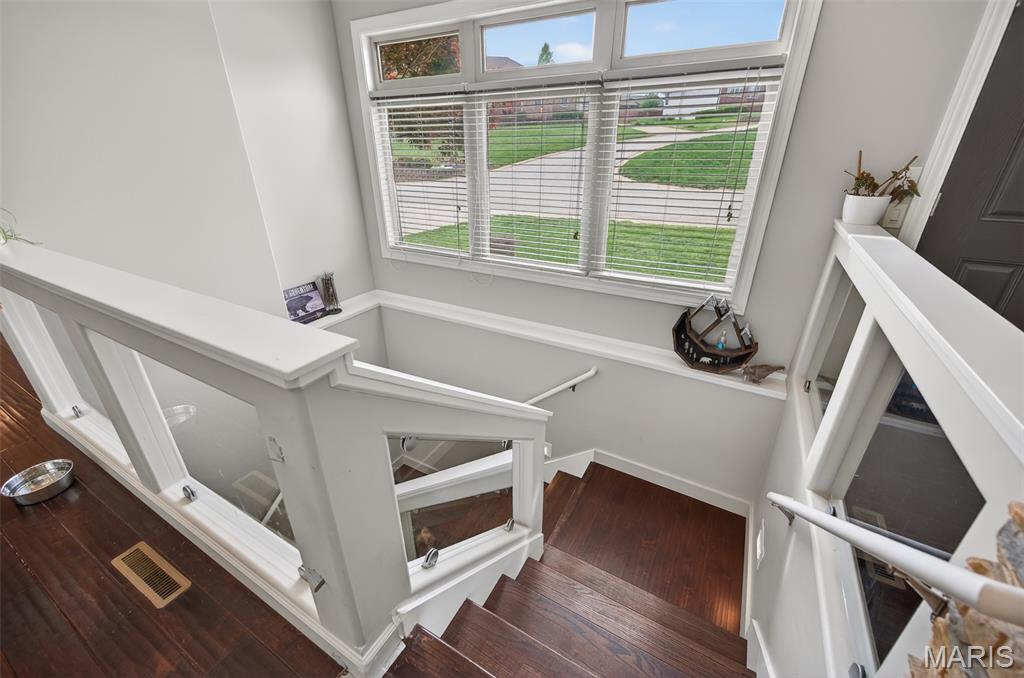 BRIAR POINTE - Residential