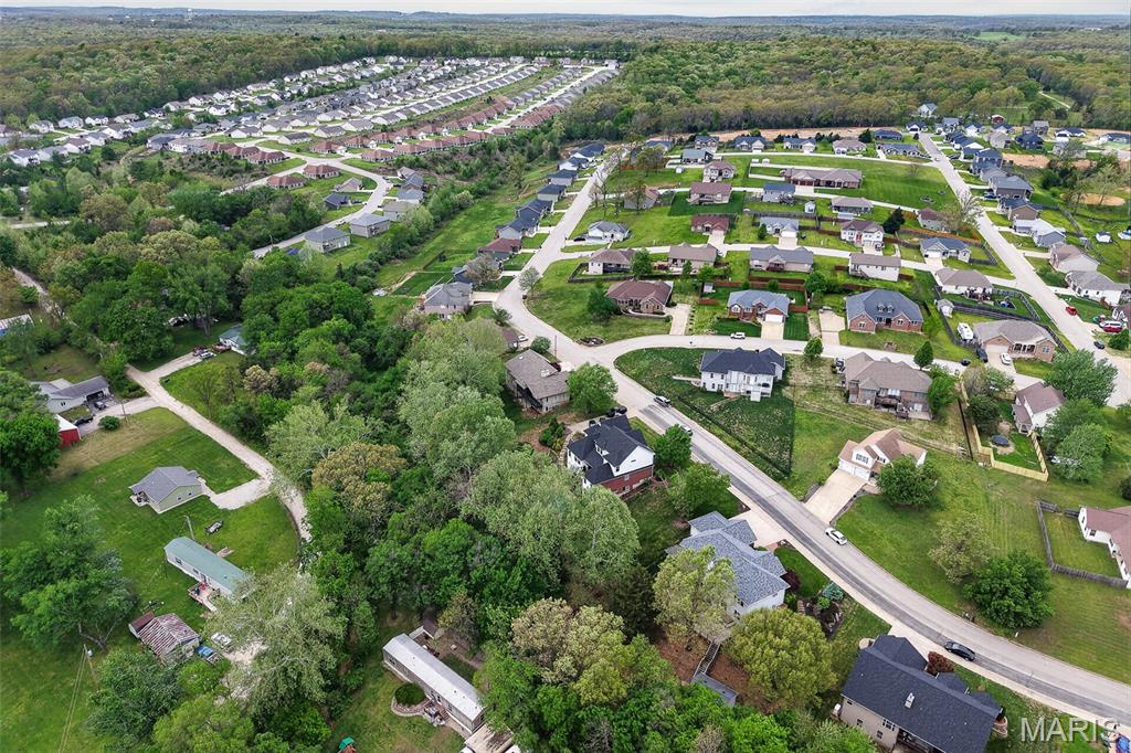 BRIAR POINTE - Residential