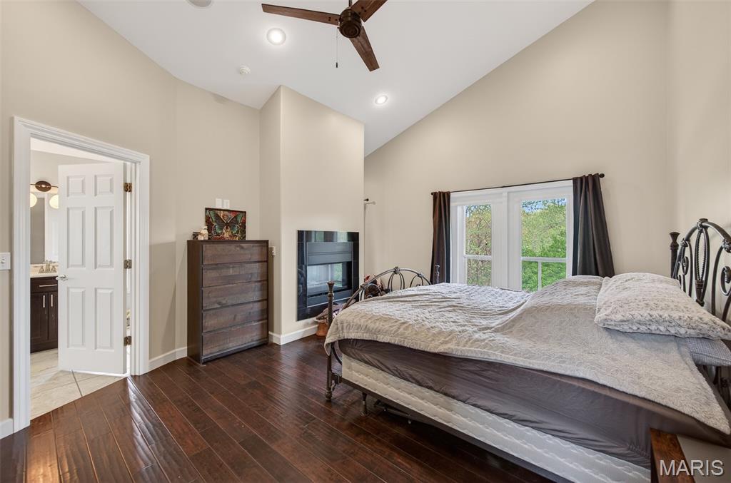 BRIAR POINTE - Residential