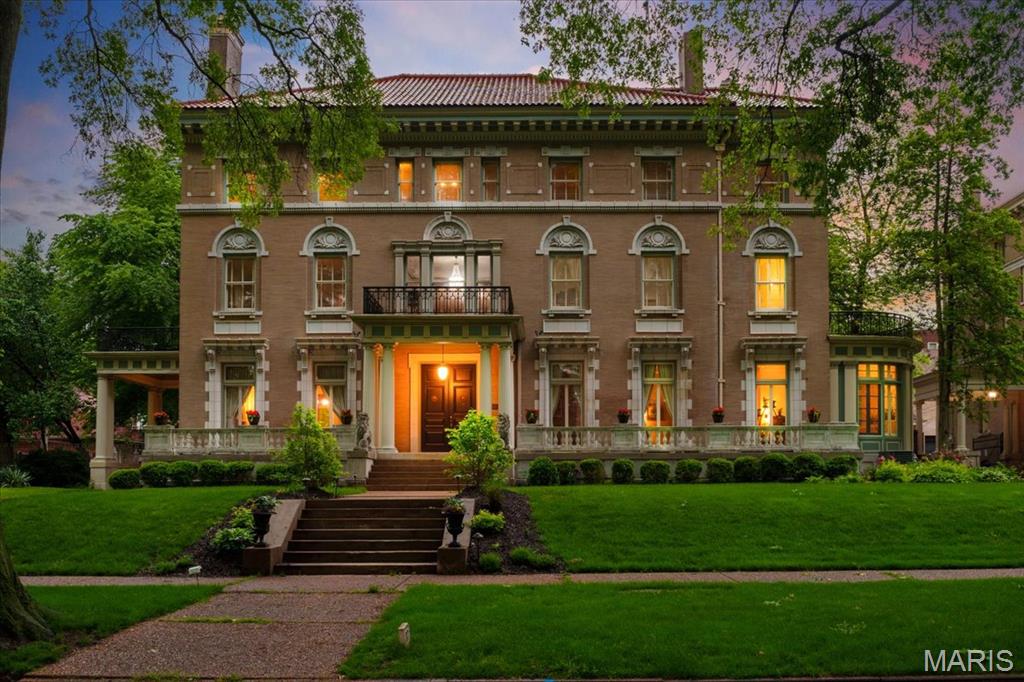 DeBaliviere Place - Residential