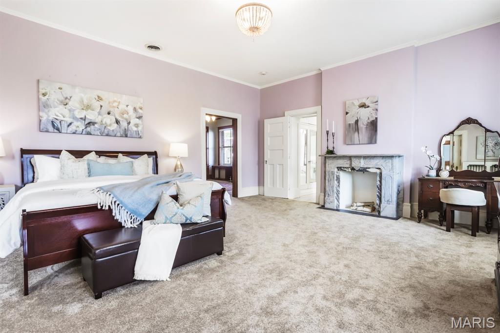 DeBaliviere Place - Residential